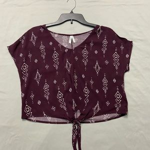 Juniors maroon top with aztec pattern
